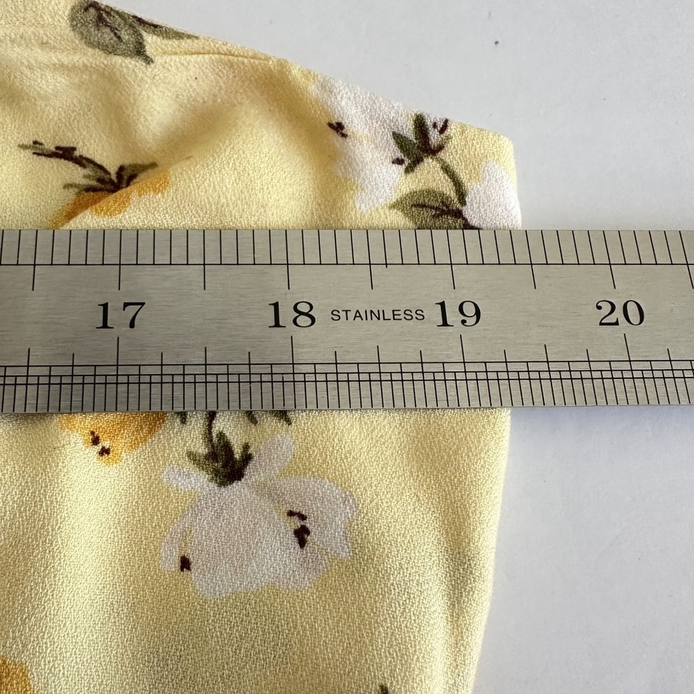 Old Navy Babydoll Fit Flare Mini Dress L Yellow Floral Smocked Fairy Cottage - Picture 7 of 8